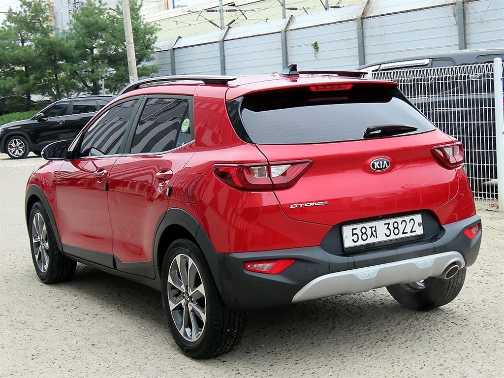 KIA Stonic - Vista 3