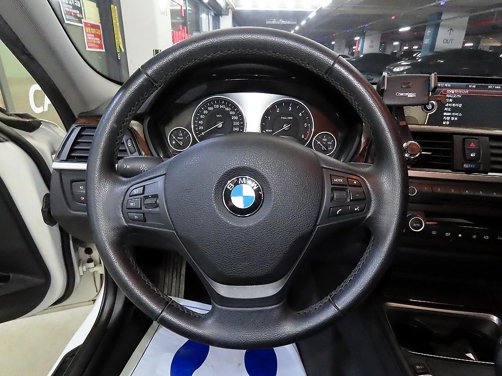 BMW 3 series - Vista 8