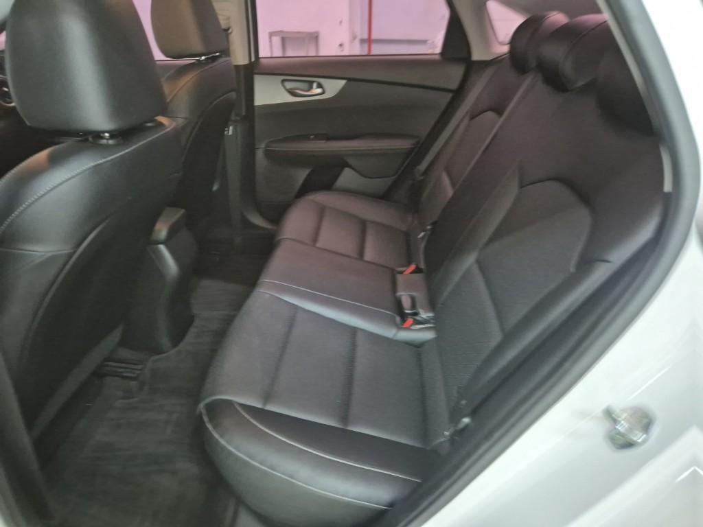 KIA K3 2020 Blanco - Importación desde Corea - HF Imports Iquique - Foto 14