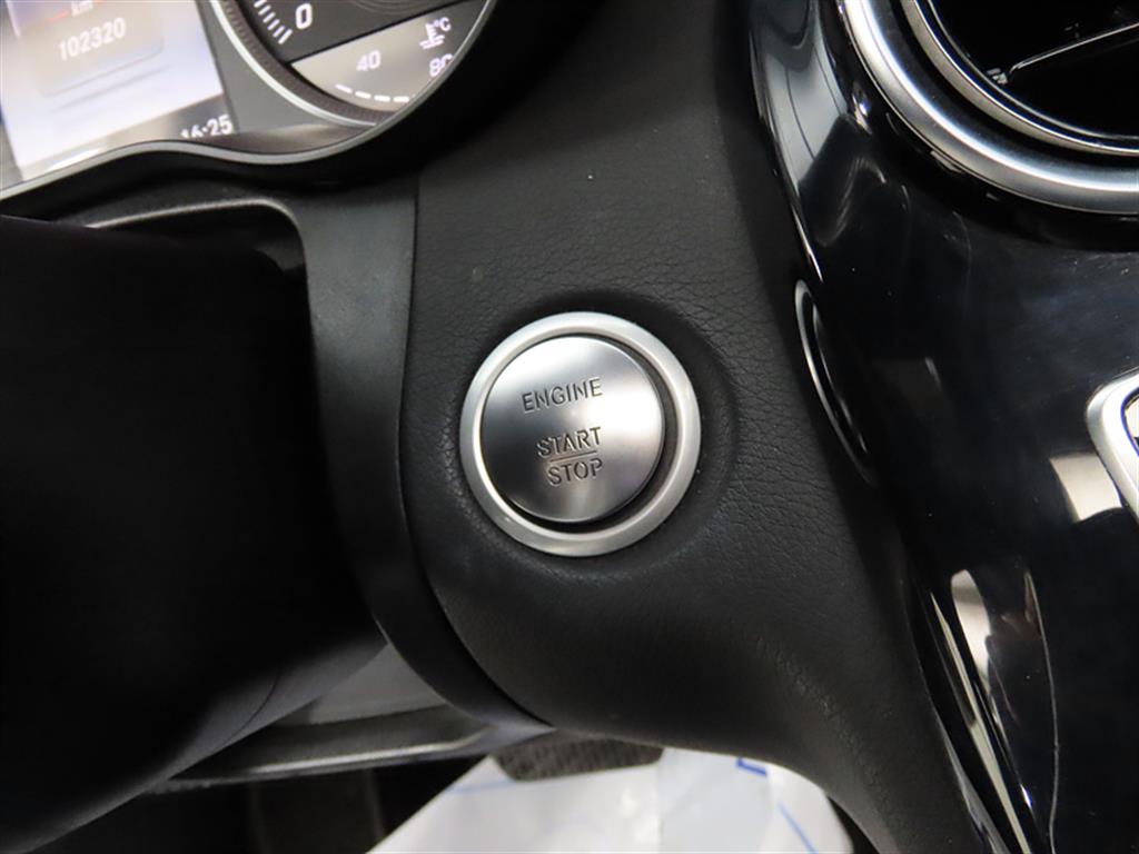 Mercedes Benz C Class - Vista 10