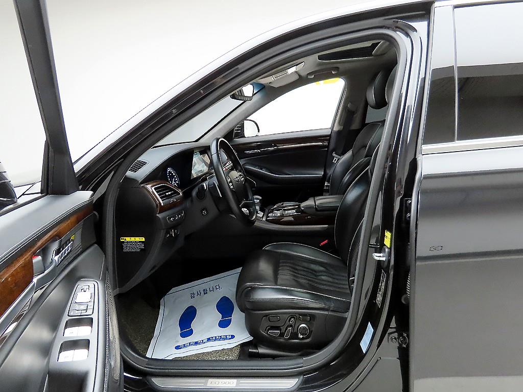 Genesis EQ900 - Vista 12