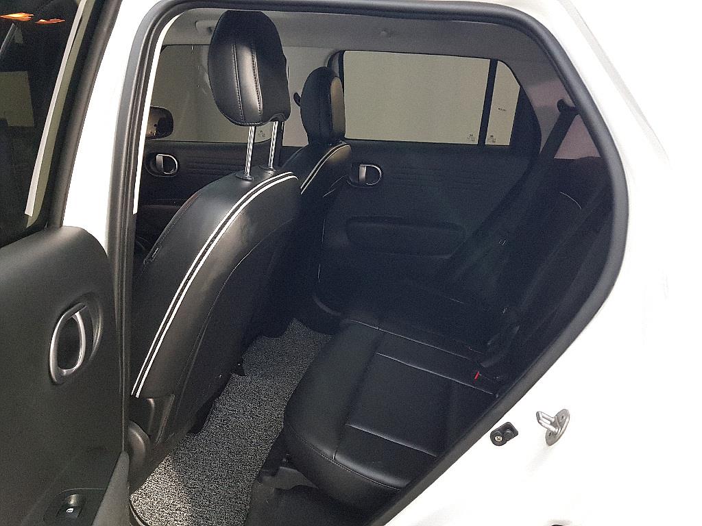HYUNDAI Casper - Vista 9