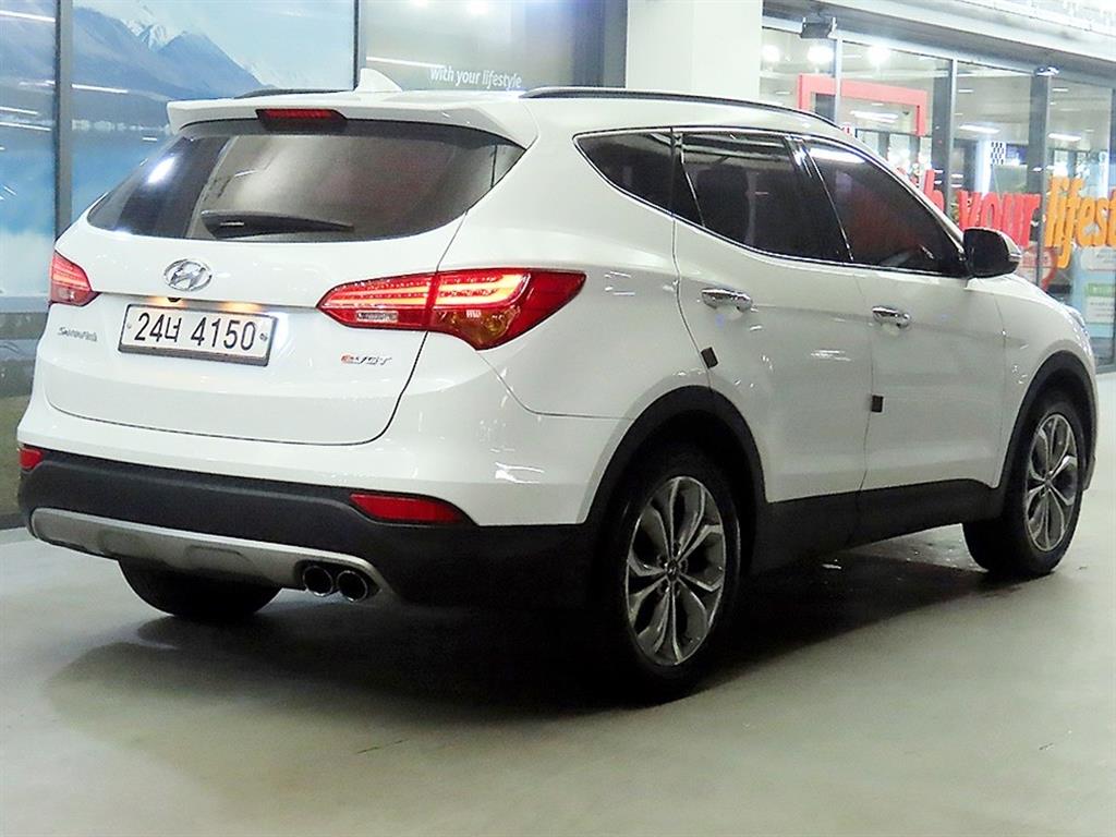 HYUNDAI Santa Fe - Vista 4