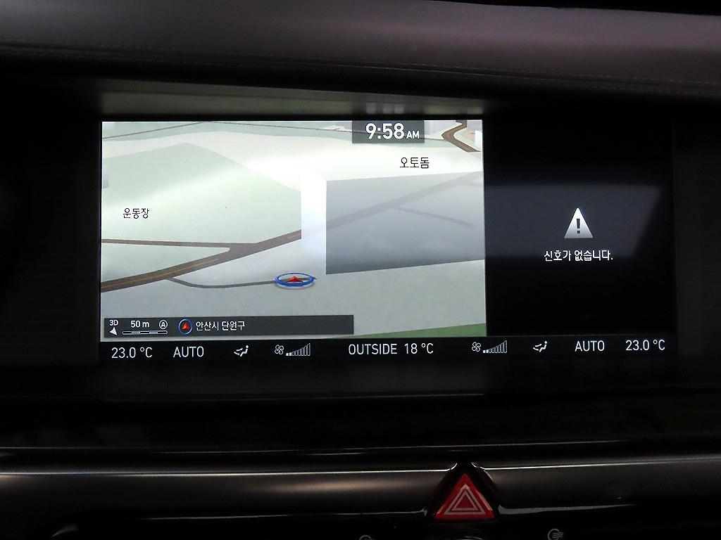 Genesis EQ900 - Vista 9