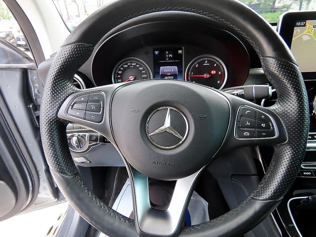 Mercedes Benz GLC Class - Vista 8