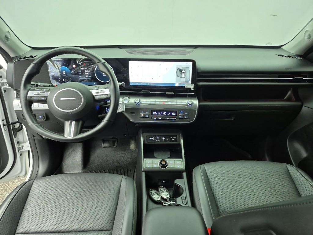 HYUNDAI Kona - Vista 5