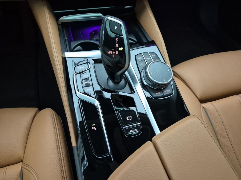 BMW 5 Series - Vista 8