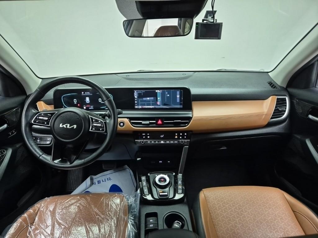KIA Seltos - Vista 7