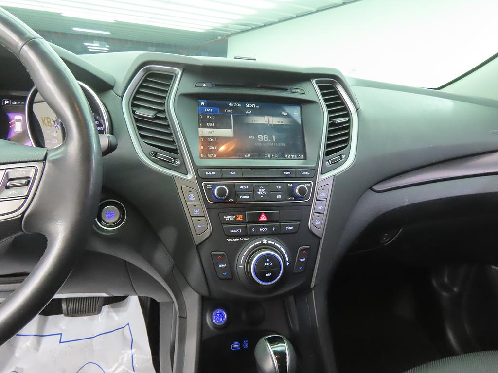 HYUNDAI Santa Fe - Vista 10