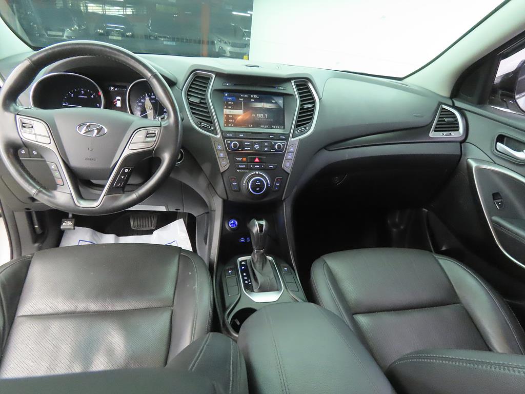 HYUNDAI Santa Fe - Vista 7