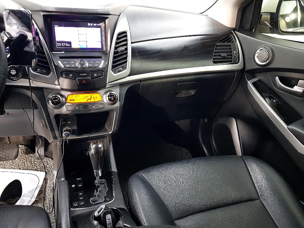 Ssangyong Korando - Vista 10
