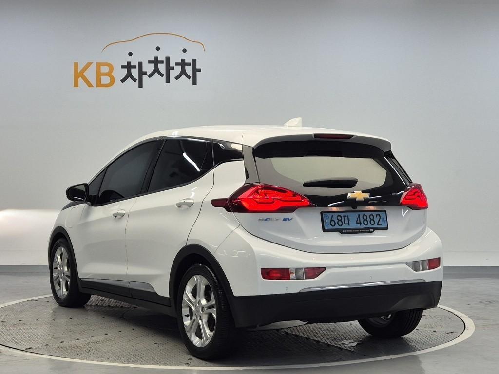 Chevrolet Bolt - Vista 2