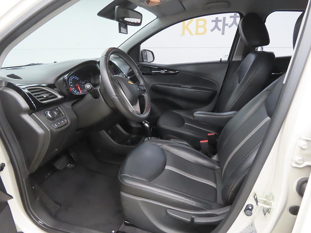 Chevrolet Spark - Vista 5