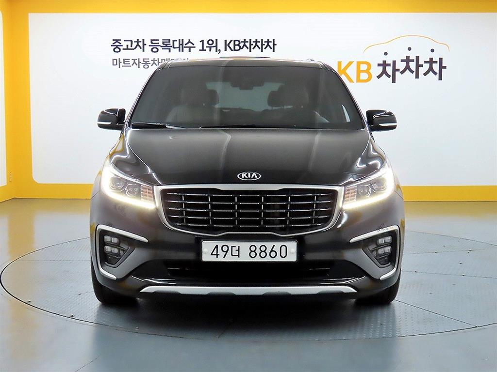 KIA Carnival 2019 Negro - Importación desde Corea - HF Imports Iquique - Foto 1