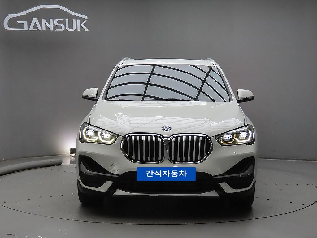BMW X1 2021 Blanco - Importación desde Corea - HF Imports Iquique - Foto 1