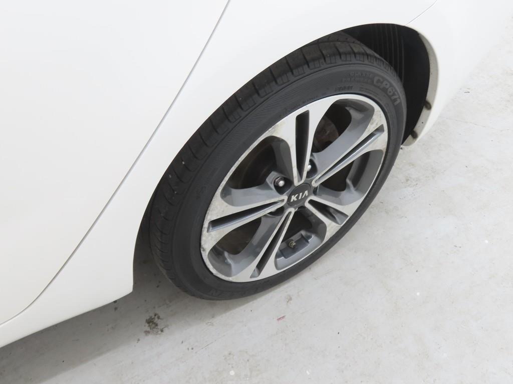 KIA K3 2015 Blanco - Importación desde Corea - HF Imports Iquique - Foto 19