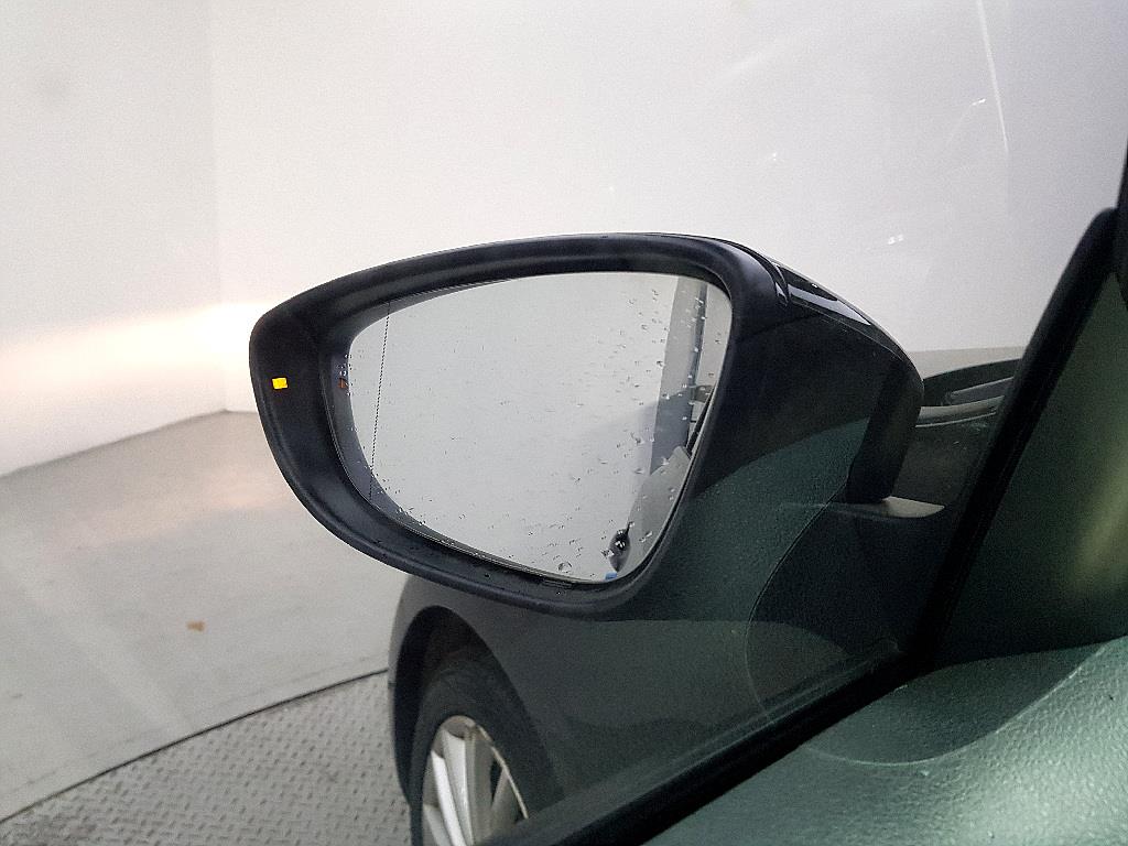 Volkswagen Jetta 2012 Negro - Importación desde Corea - HF Imports Iquique - Foto 15
