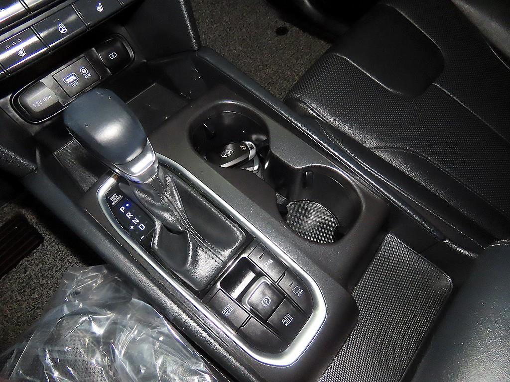 HYUNDAI Santa Fe - Vista 12