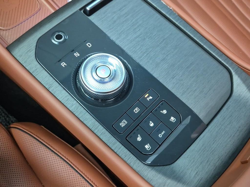 KIA K8 - Vista 8