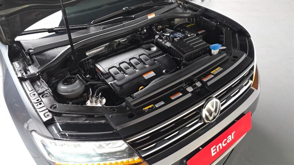Volkswagen Tiguan - Vista 6