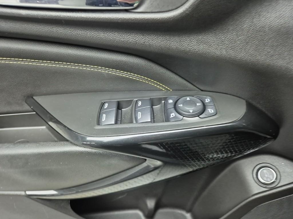 Chevrolet Trax 2025 Negro - Importación desde Corea - HF Imports Iquique - Foto 17