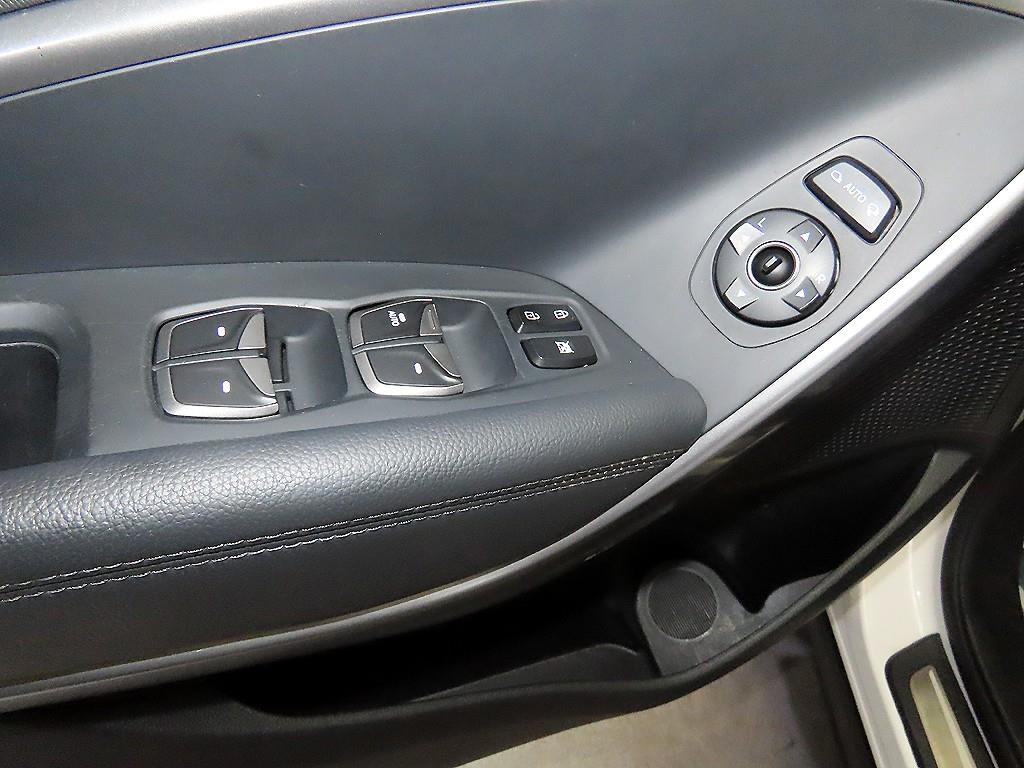 HYUNDAI Santa Fe 2015 Blanco - Importación desde Corea - HF Imports Iquique - Foto 13