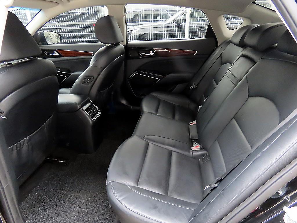 KIA K7 - Vista 6