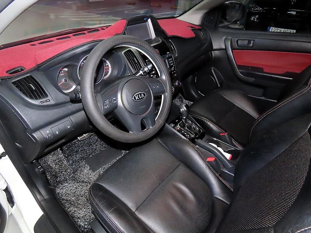 KIA Forte - Vista 10