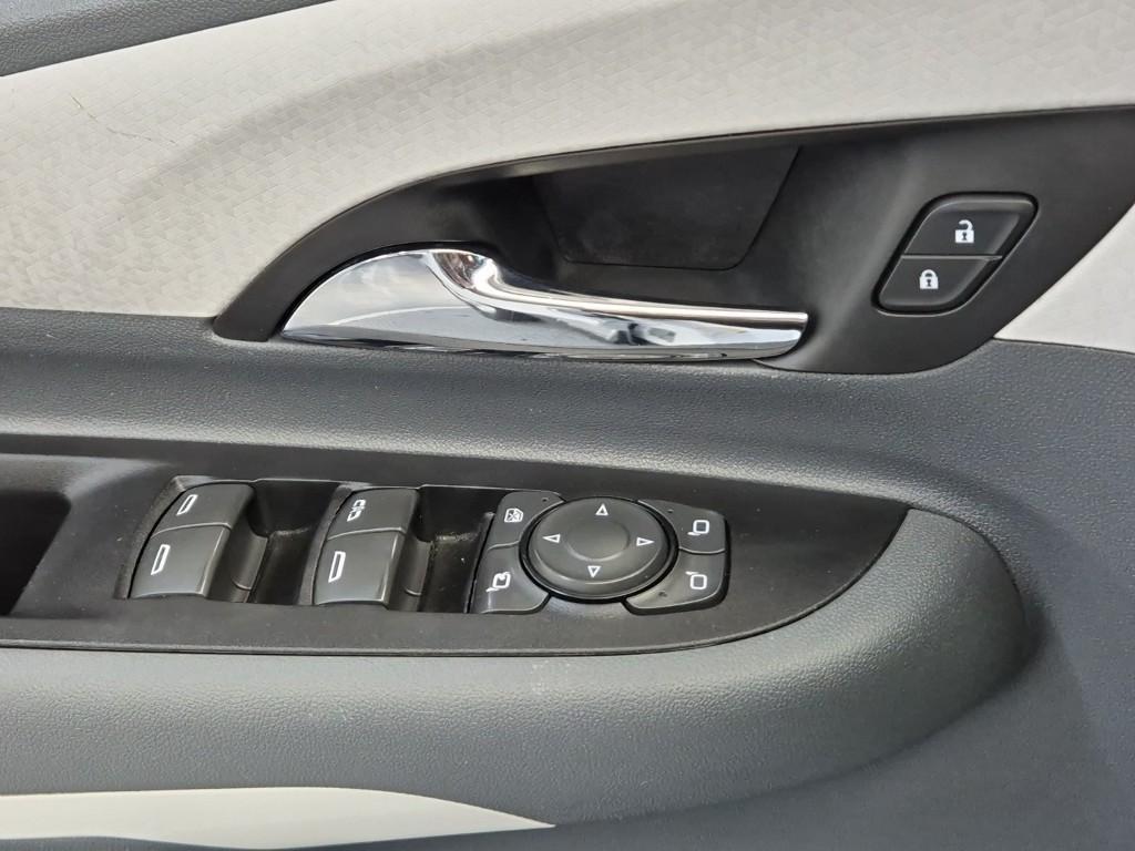 Chevrolet Bolt 2018 Blanco - Importación desde Corea - HF Imports Iquique - Foto 17