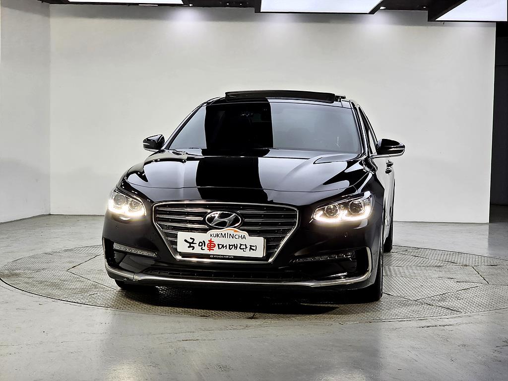 HYUNDAI Grandeur - Vista 2