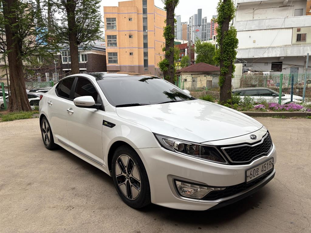 KIA K5 2012 Blanco - Importación desde Corea - HF Imports Iquique - Foto 1