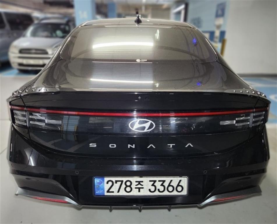 HYUNDAI Sonata - Vista 2