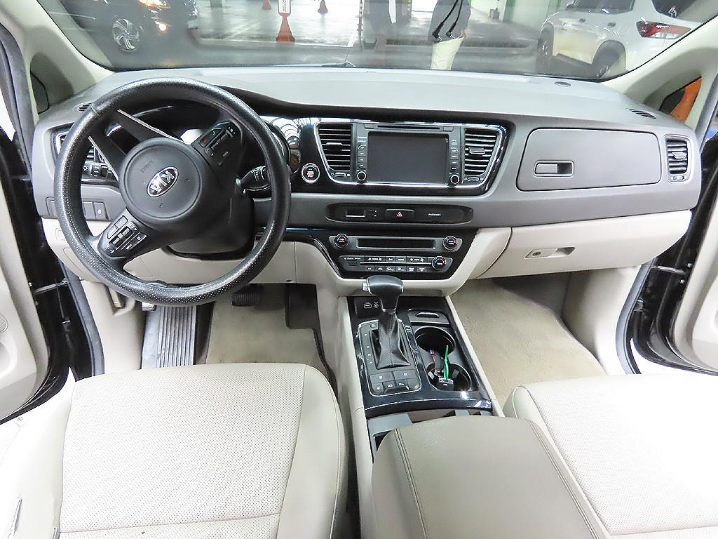 KIA Carnival 2018 Negro - Importación desde Corea - HF Imports Iquique - Foto 11