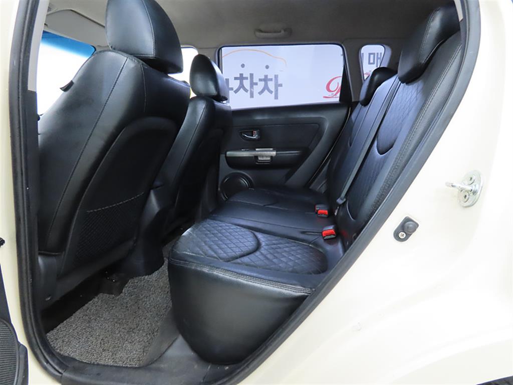 KIA Soul - Vista 6