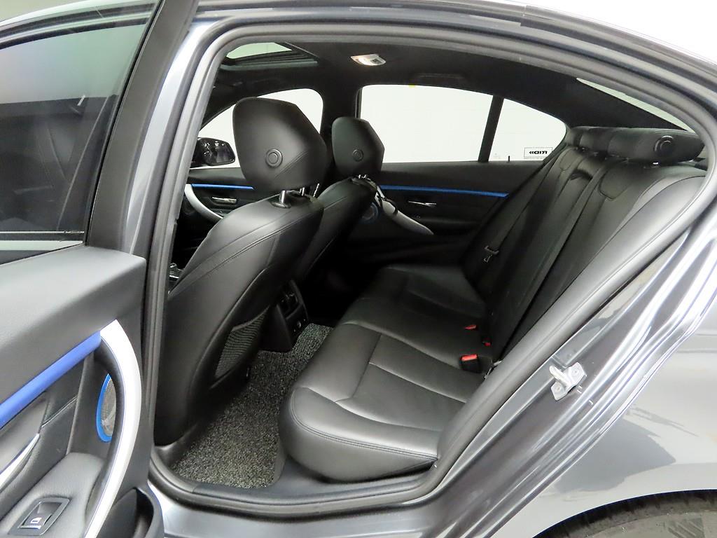 BMW 3 series - Vista 12
