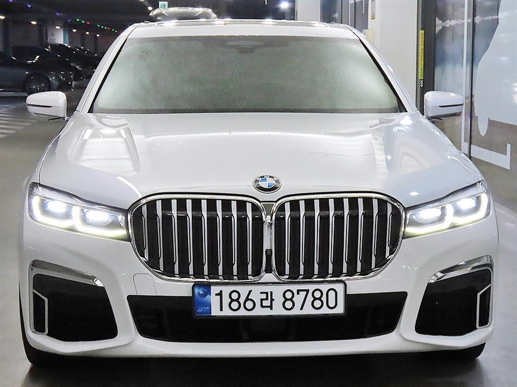 BMW 7 Series - Vista 2