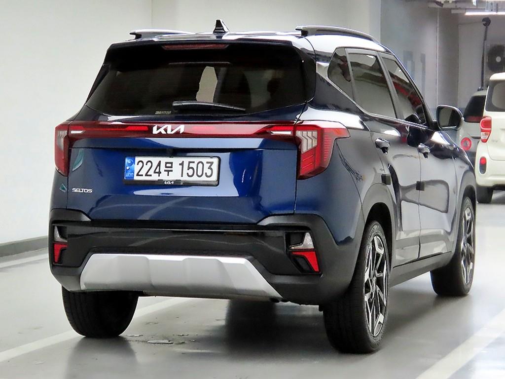 KIA Seltos - Vista 4