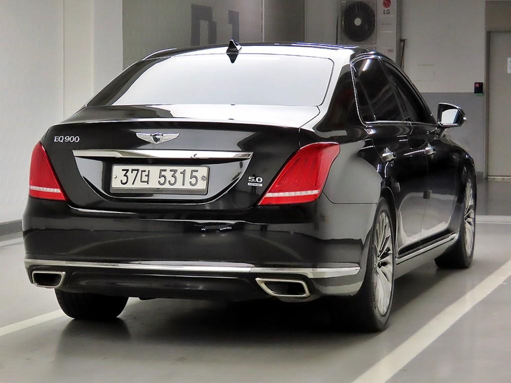 Genesis EQ900 - Vista 4