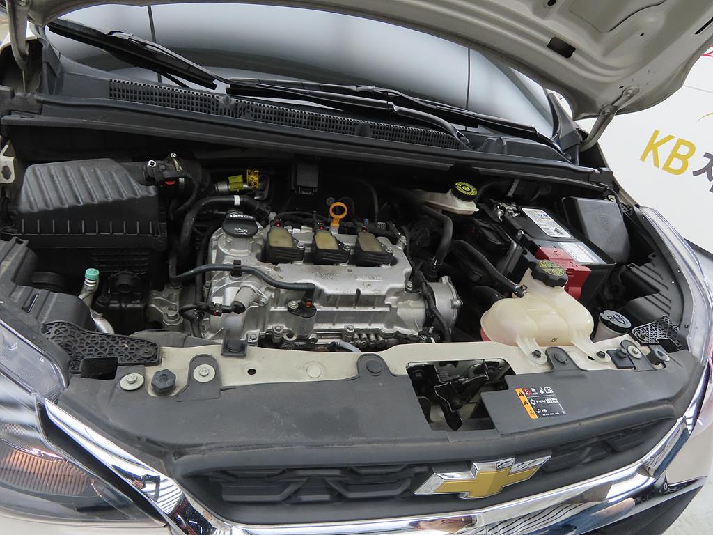 Chevrolet Spark 2019 Blanco - Importación desde Corea - HF Imports Iquique - Foto 19