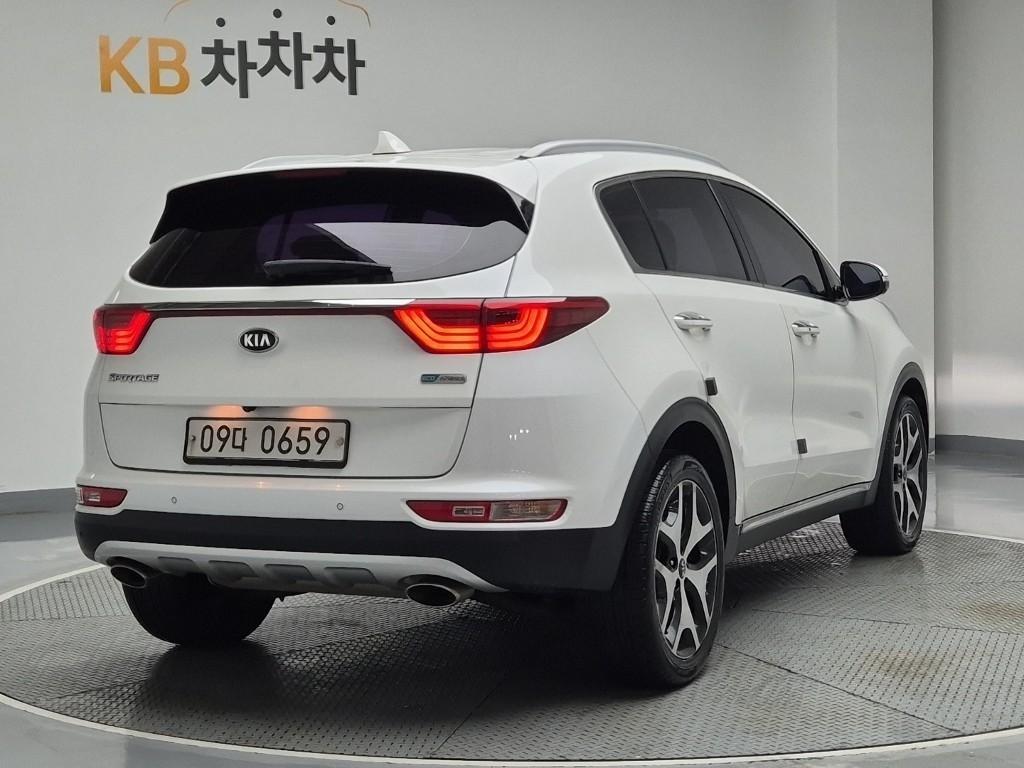 KIA Sportage - Vista 3