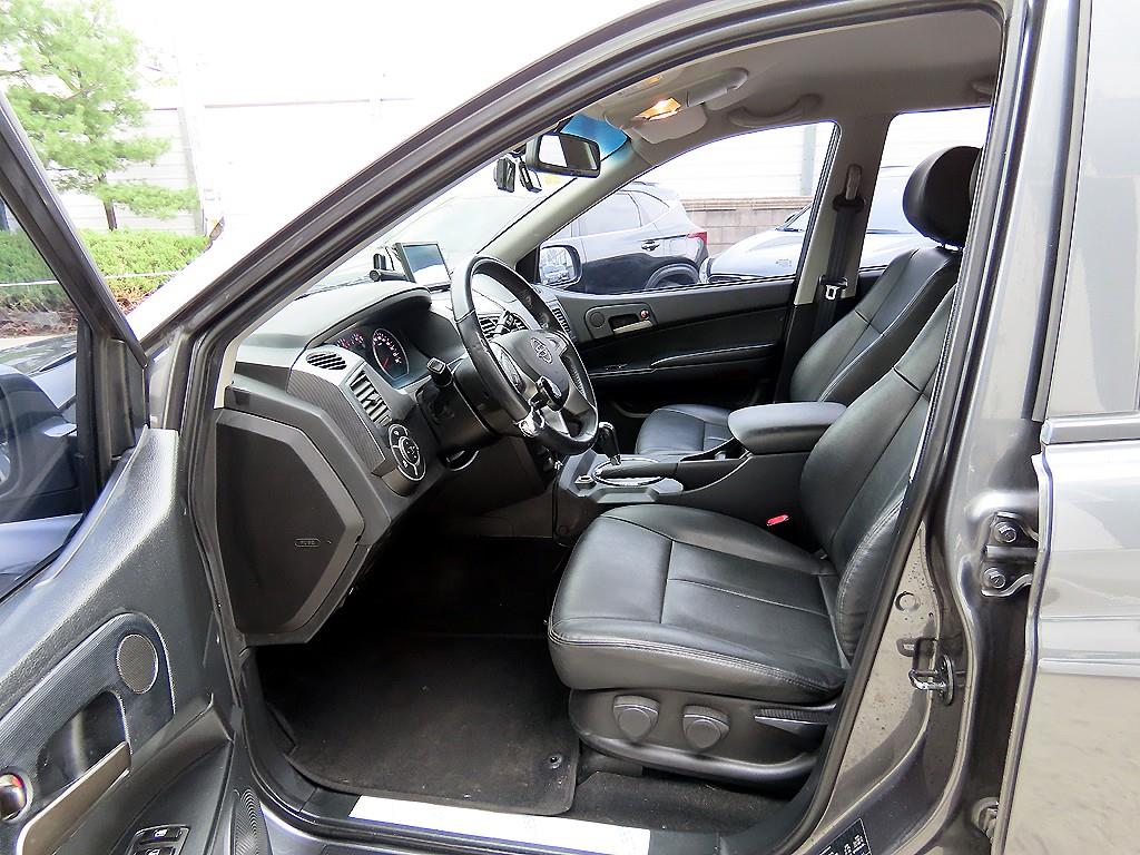 Ssangyong Korando - Vista 5