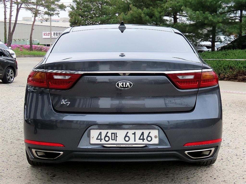 KIA K7 - Vista 4