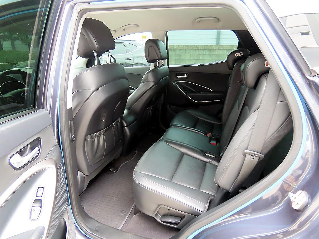 HYUNDAI Santa Fe - Vista 6