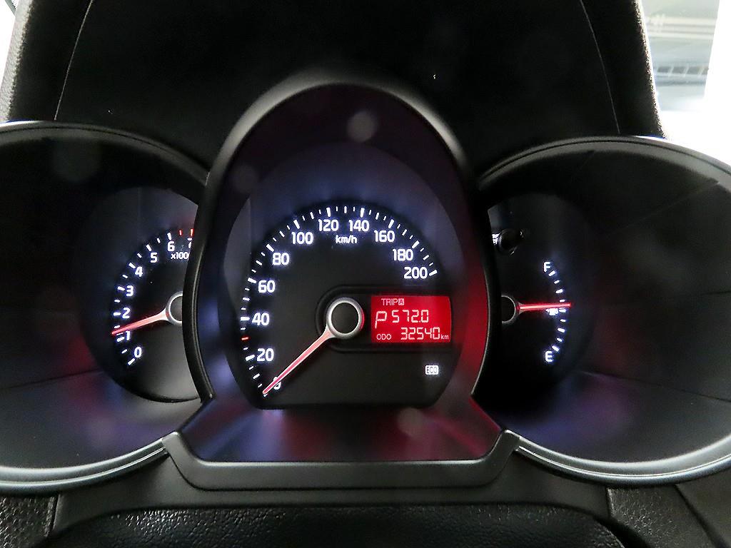KIA Morning - Vista 6