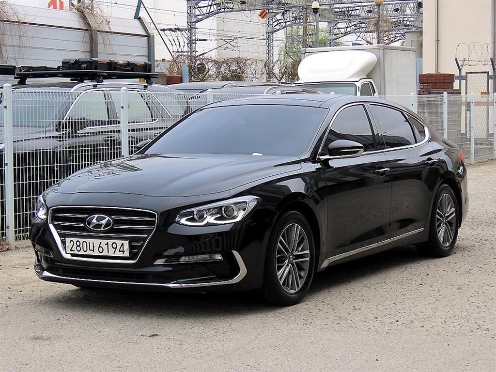 HYUNDAI Grandeur - Vista 2