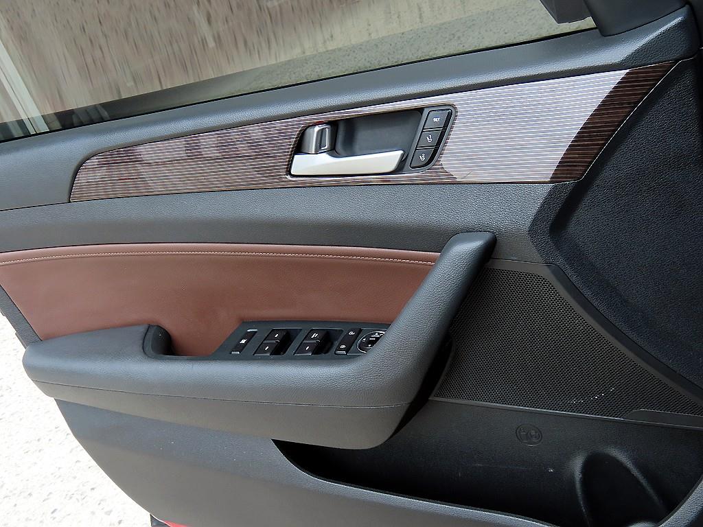 HYUNDAI Sonata - Vista 11