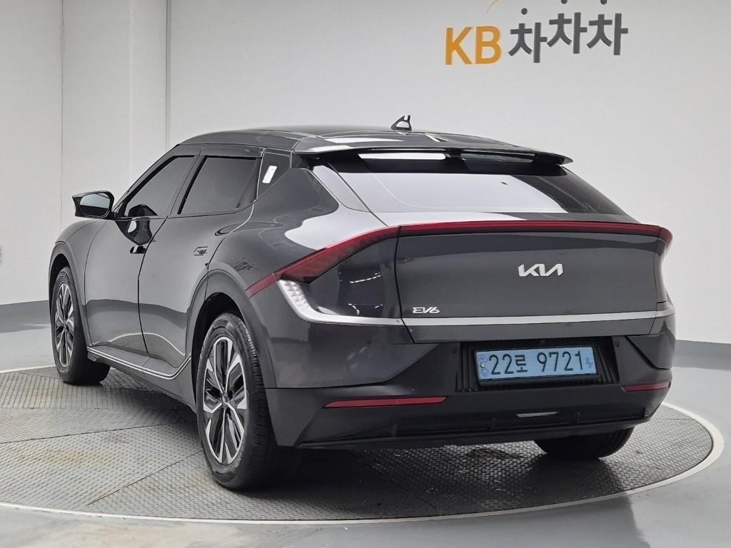 KIA EV6 - Vista 3