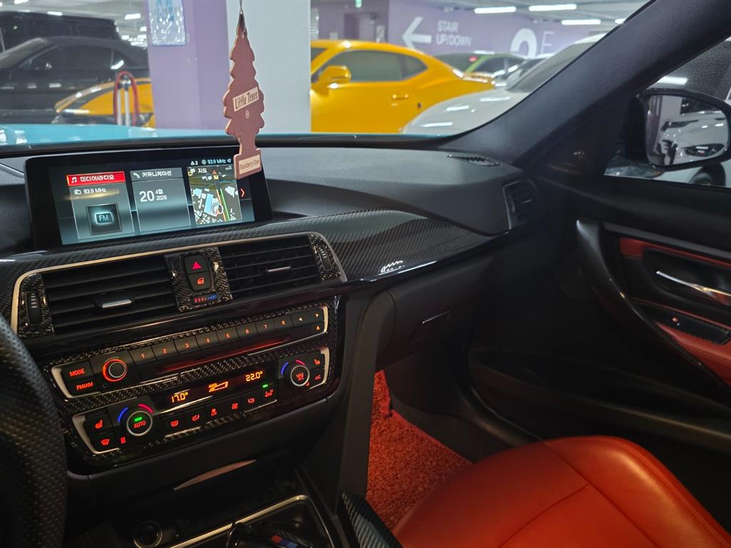 BMW 3 series 2018 Amarillo - Importación desde Corea - HF Imports Iquique - Foto 13