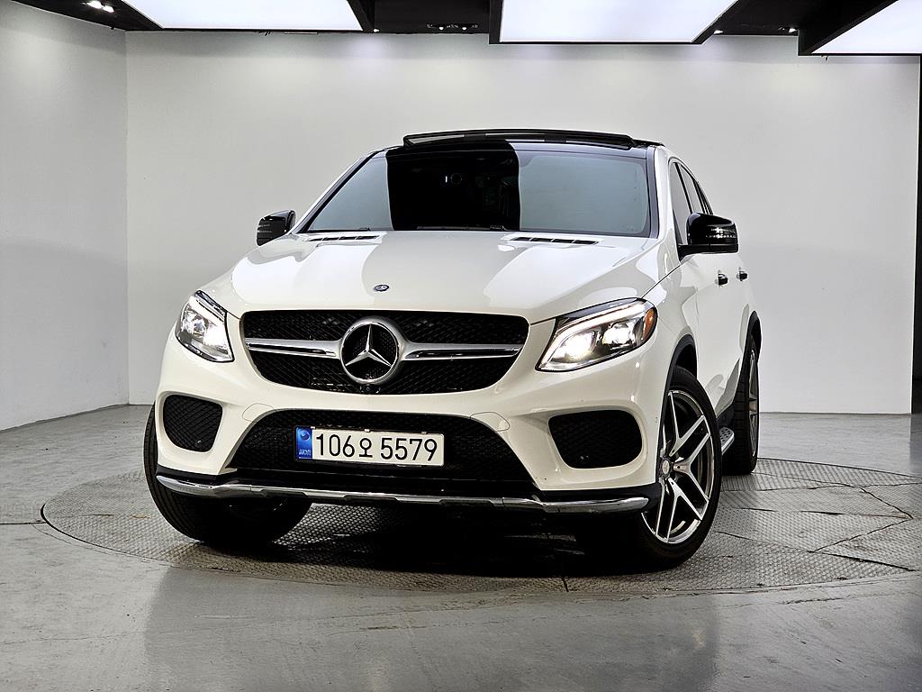 Mercedes Benz GLE Class - Vista 2
