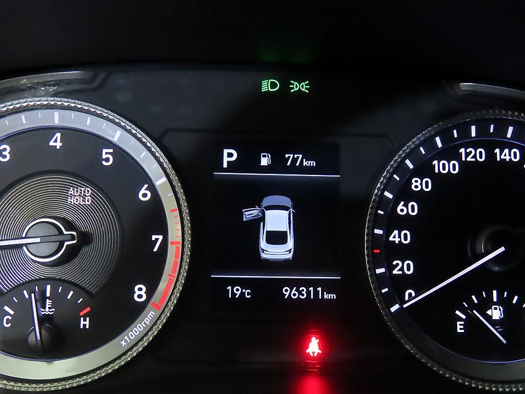 HYUNDAI Sonata - Vista 9